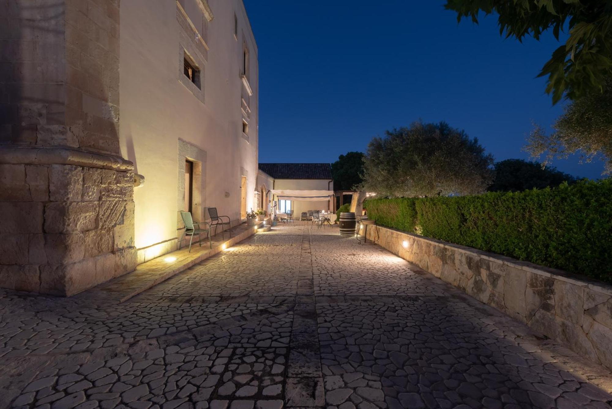 Affittacamere Relais Torre Marabino Ispica Esterno foto